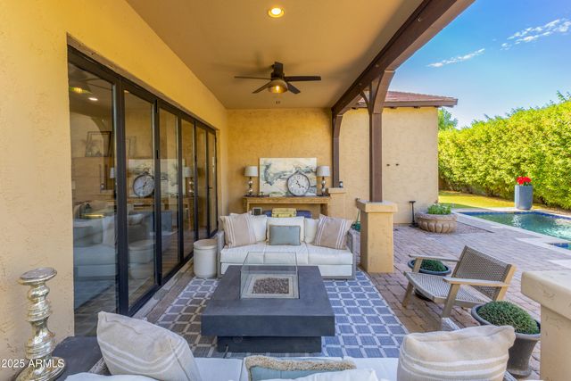 9272 E DESERT VILLAGE Drive, Scottsdale, AZ 85255