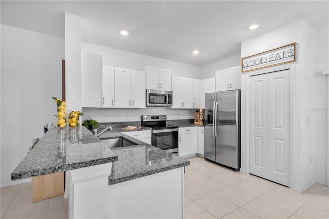 6033 ACARA LANE, Land O Lakes, FL 34638