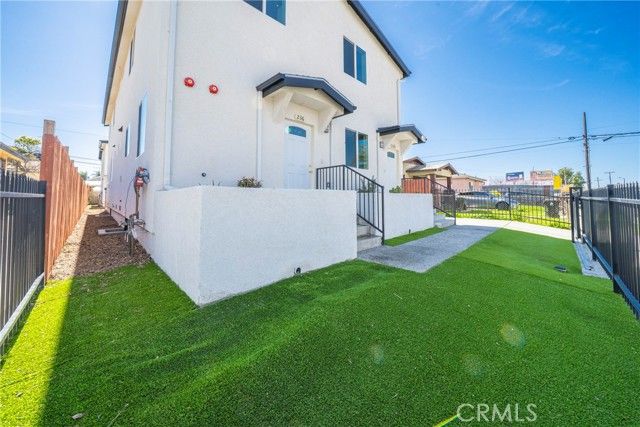 236 W 84th, Los Angeles, CA 90003