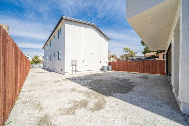236 W 84th, Los Angeles, CA 90003