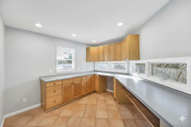 10 Westwind Drive, Bohemia, NY 11716