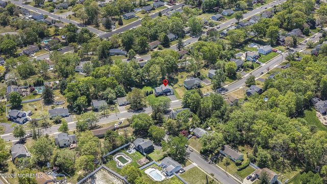 13 Southport Drive, Howell, NJ 07731