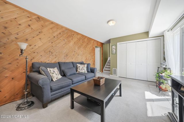 13 Southport Drive, Howell, NJ 07731