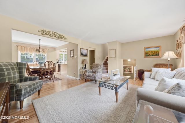 13 Southport Drive, Howell, NJ 07731