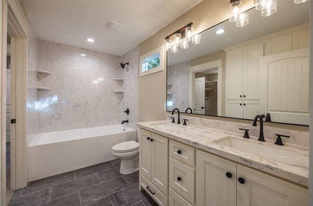 2326 Fort Graham, Waco, TX 76705