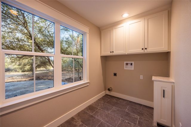 2326 Fort Graham, Waco, TX 76705