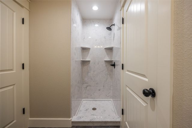 2326 Fort Graham, Waco, TX 76705