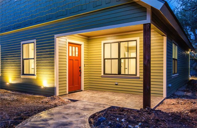 2326 Fort Graham, Waco, TX 76705