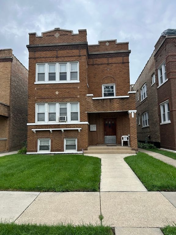 1916 Ridgeland Avenue, Berwyn, IL 60402