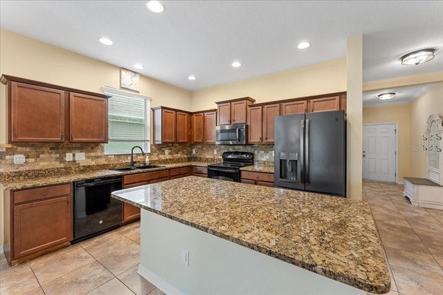 8005 112TH AVENUE E, Parrish, FL 34219