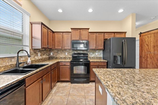 8005 112TH AVENUE E, Parrish, FL 34219