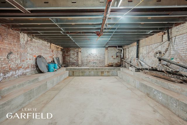 329 E 18TH Street, New York City, NY 10003