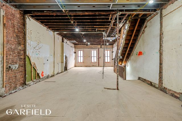 329 E 18TH Street, New York City, NY 10003