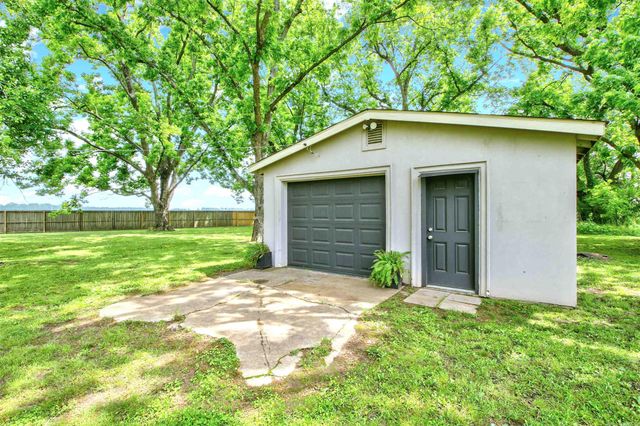 12984 HWY 165 W Road, Scott, AR 72142