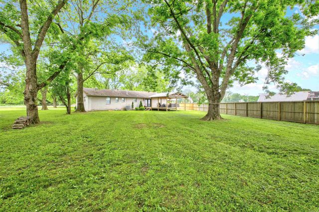12984 HWY 165 W Road, Scott, AR 72142
