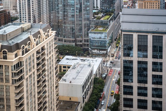 800 N Michigan Avenue 3403, Chicago, IL 60611