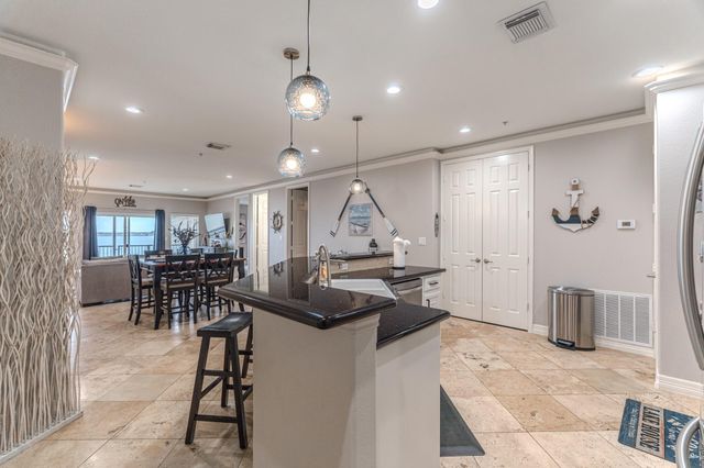 7039 Kingston Cove Lane 110, Willis, TX 77318