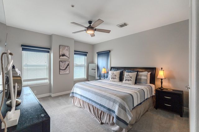 7039 Kingston Cove Lane 110, Willis, TX 77318