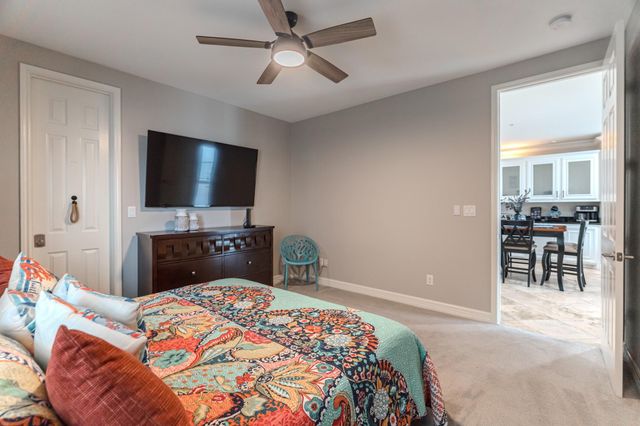 7039 Kingston Cove Lane 110, Willis, TX 77318