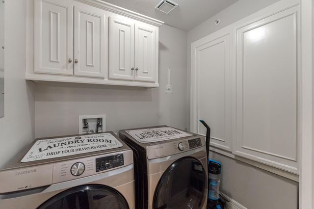 7039 Kingston Cove Lane 110, Willis, TX 77318