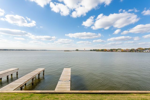 7039 Kingston Cove Lane 110, Willis, TX 77318