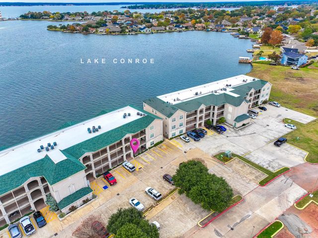 7039 Kingston Cove Lane 110, Willis, TX 77318