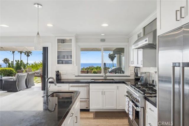 30841 Driftwood Drive, Laguna Beach, CA 92651