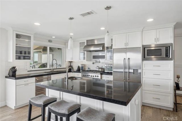 30841 Driftwood Drive, Laguna Beach, CA 92651