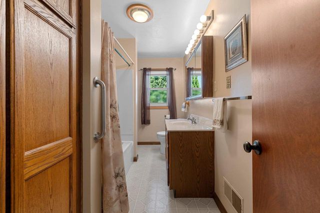 1544 SMITH STREET, Green Bay, WI 54302