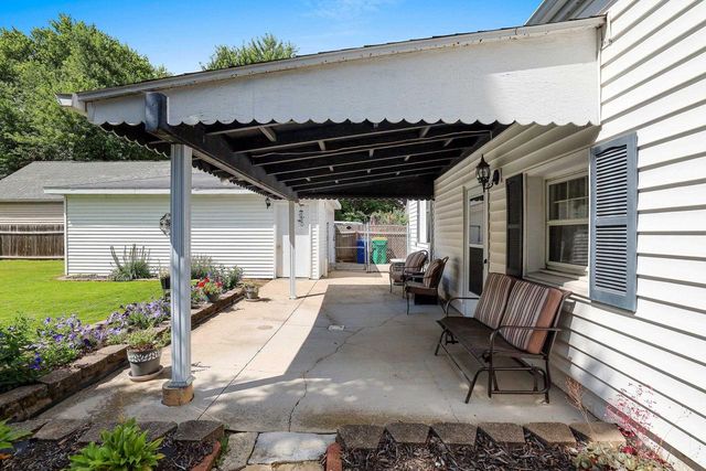 1544 SMITH STREET, Green Bay, WI 54302
