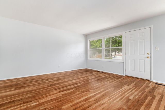 1407 Simpson Drive, Columbus, OH 43227