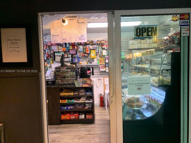 335 S Biscayne Blvd 4112, Miami, FL 33131