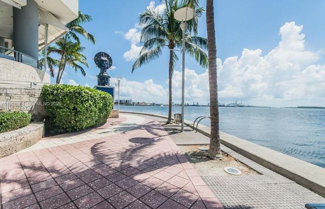 335 S Biscayne Blvd 4112, Miami, FL 33131