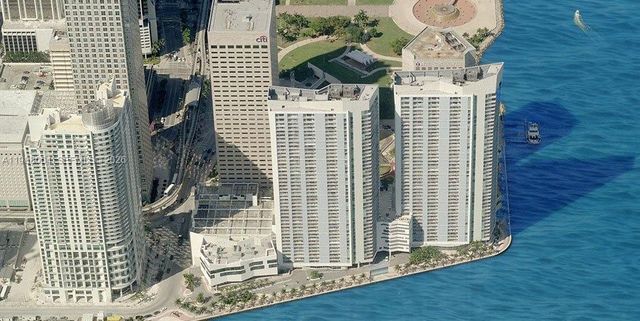 335 S Biscayne Blvd 4112, Miami, FL 33131