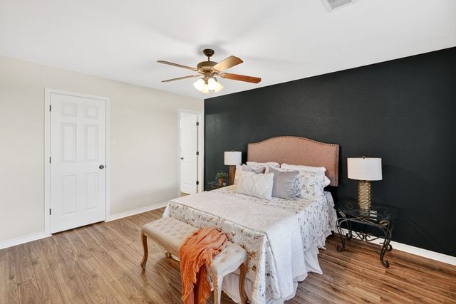 1117 Porterfield RD, Midland, TX 79705