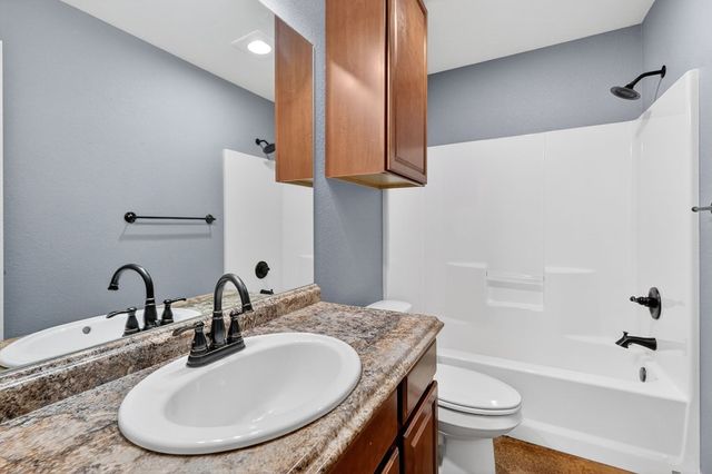 1117 Porterfield RD, Midland, TX 79705