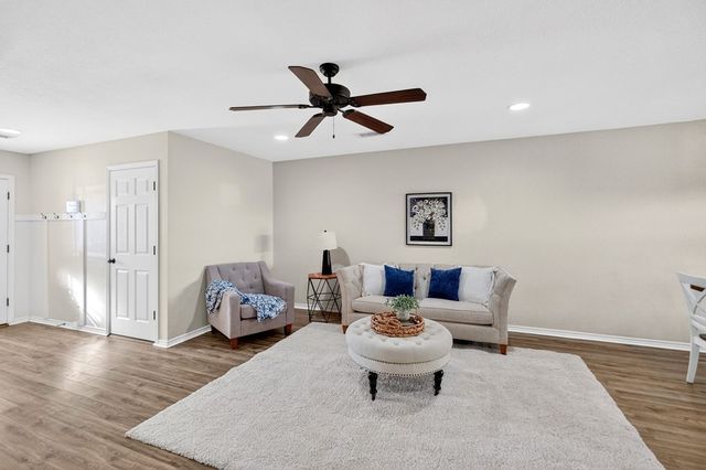 1117 Porterfield RD, Midland, TX 79705