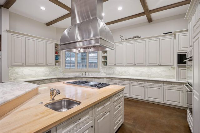 3109 Locke Lane, Houston, TX 77019