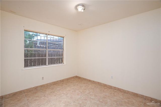 720 N Padre Avenue, Weslaco, TX 78596