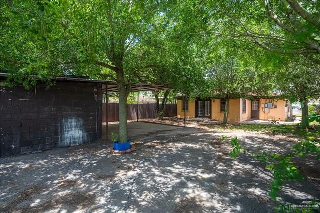 720 N Padre Avenue, Weslaco, TX 78596