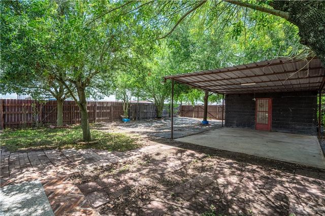 720 N Padre Avenue, Weslaco, TX 78596