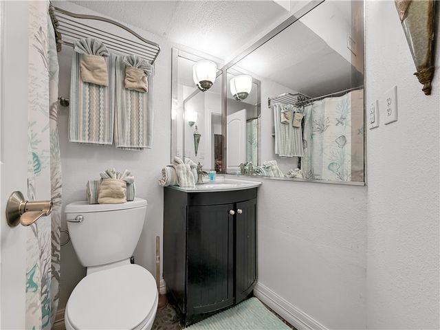 2290 N Fulton Beach 215, Rockport, TX 78382