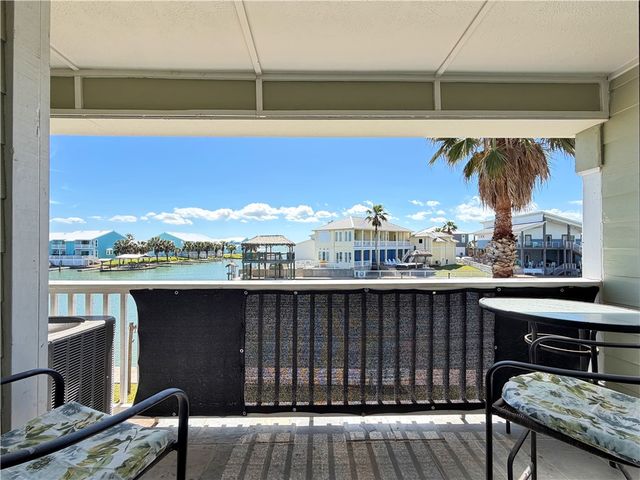2290 N Fulton Beach 215, Rockport, TX 78382