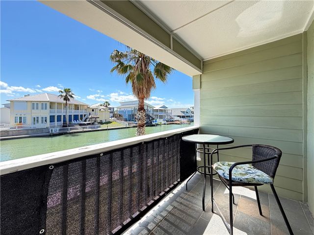 2290 N Fulton Beach 215, Rockport, TX 78382
