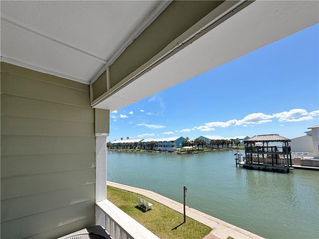 2290 N Fulton Beach 215, Rockport, TX 78382