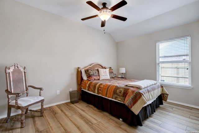 2326 BROKEN WHEEL LN, New Braunfels, TX 78130
