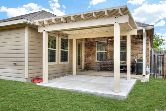 2326 BROKEN WHEEL LN, New Braunfels, TX 78130