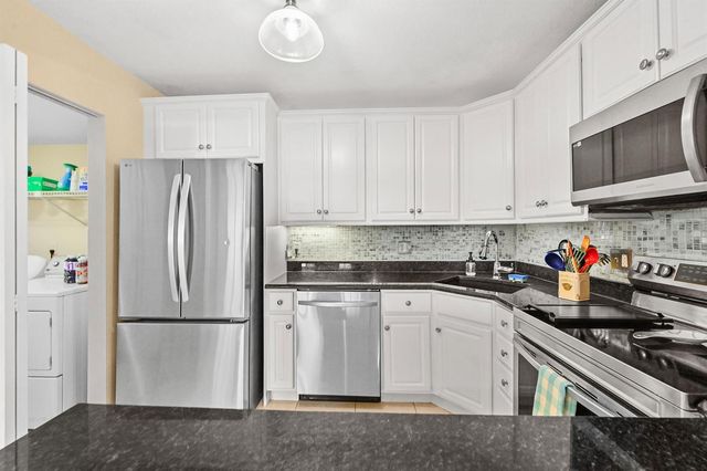 539 Shady Pine Way C1, West Palm Beach, FL 33415