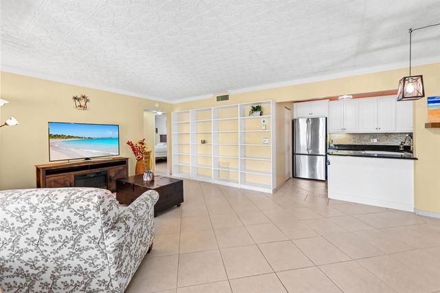 539 Shady Pine Way C1, West Palm Beach, FL 33415