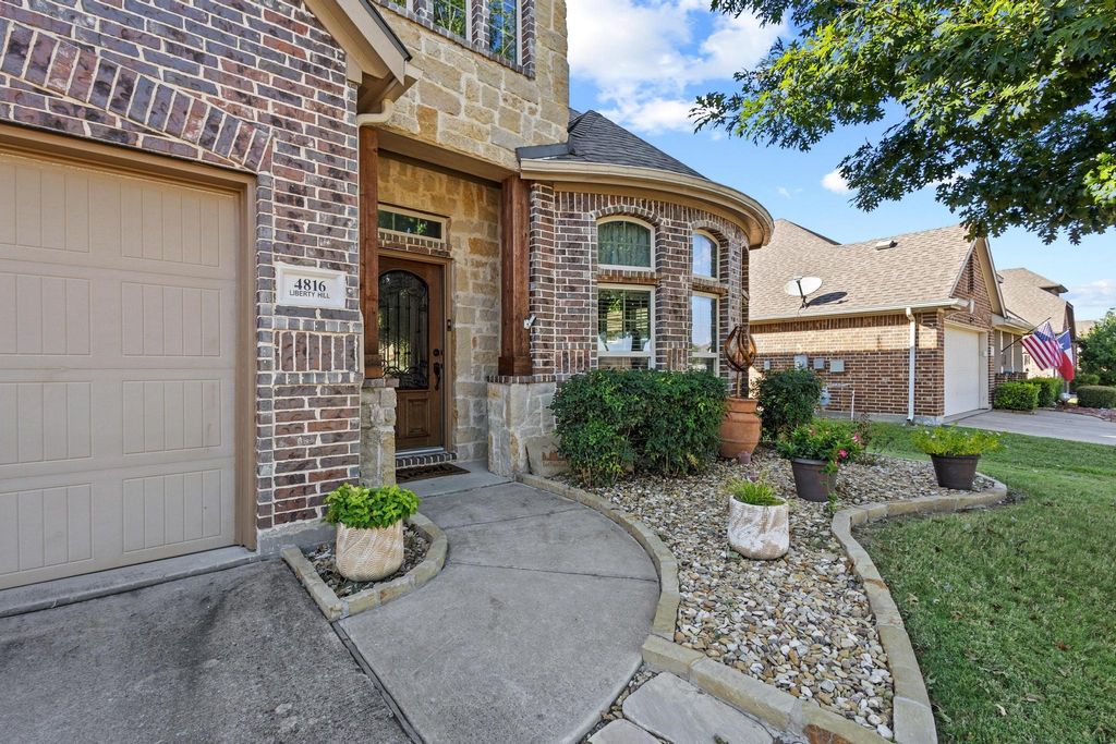 4816 Liberty Hill Trail, Sherman, TX 75092